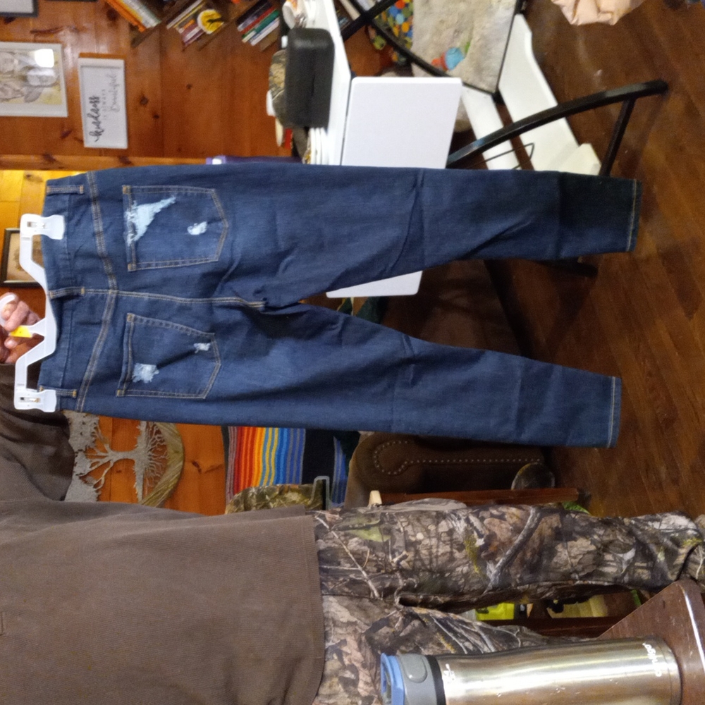 Jeans - Picture 3 of 14